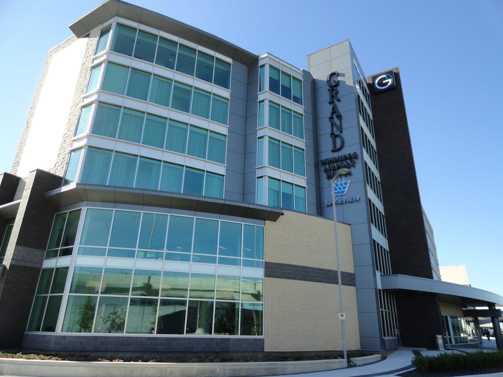 The Grand Winnipeg Airport Hotel By Lakeview Exterior photo