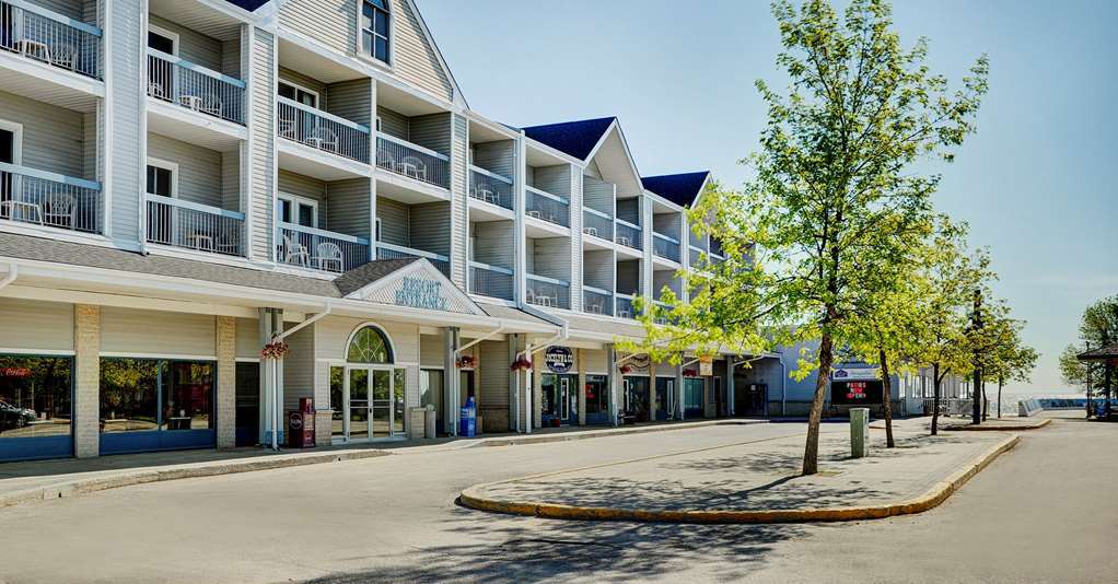 The Grand Winnipeg Airport Hotel By Lakeview Exterior photo