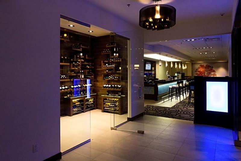 The Grand Winnipeg Airport Hotel By Lakeview Exterior photo