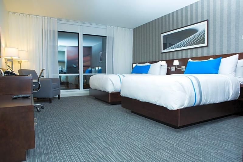 The Grand Winnipeg Airport Hotel By Lakeview Exterior photo