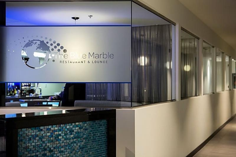 The Grand Winnipeg Airport Hotel By Lakeview Exterior photo